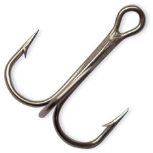 HAMECON TRIPLE CARNASSIER MUSTAD 35647BLN