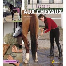 LIVRE - LES SOINS AUX CHEVAUX