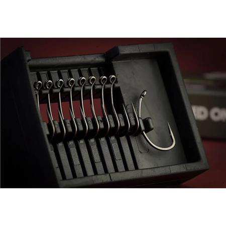 AMO CARPFISHING ONE MORE CAST COLNE-V NEEDLE POINT HOOKS