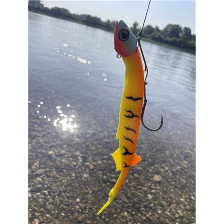 AMOSTRA FLEXÍVEL BLACK CAT PELAGIC - 27CM
