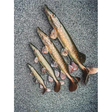 AMOSTRA VINIL ARMADO FOX RAGE ULTRA-REALISTIC PIKE REPLICANT