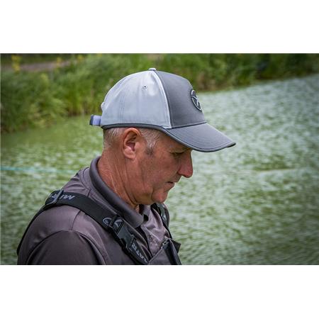 ΑΝΔΡΙΚΌ ΚΑΠΈΛΟ FOX MATRIX SUREFIT BASEBALL CAP - ΓΚΡΙ