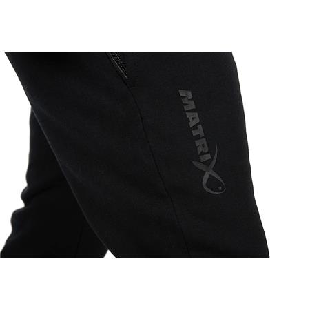 ΑΝΔΡΙΚΌ ΠΑΝΤΕΛΌΝΙ FOX MATRIX SHERPA JOGGERS - ΜΑΎΡΟ