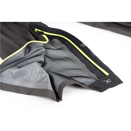 ΑΝΔΡΙΚΌ ΠΑΝΤΕΛΌΝΙ FOX MATRIX TRI-LAYER OVER TROUSERS 25K PRO - ΜΑΎΡΟ