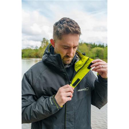 ΑΝΔΡΙΚΌ ΣΕΤ ΜΠΟΥΦΆΝ ΚΑΙ ΣΑΛΟΠΈΤΑ FOX MATRIX THERMA FOIL WINTER SUIT - ΜΑΎΡΟ