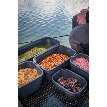 ASSORTMENT BAIT BOXES FOX MATRIX EVA STACKING BAIT TUB SET