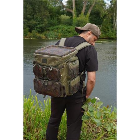 BACKPACK ONE MORE CAST HEIST COMPACT RUCKSACK