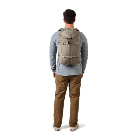 BACKPACK YETI RANCHERO 27L BACKPACK CAPE DARK TAUPE