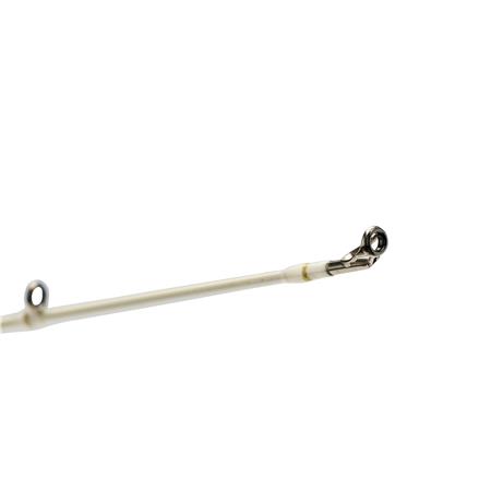 BAITCASTING-RUTE ILLEX PEPPER X5 B 215 ML MAGIC WAND