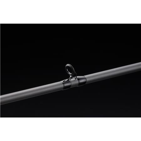 BAITCASTINGSTANG JACKALL 21 BPM