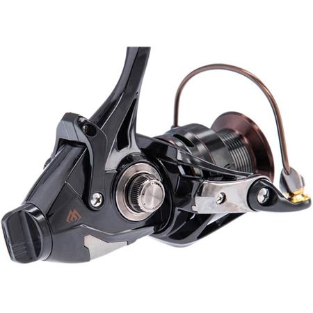 BAITRUNNER FEEDER REEL MIKADO KATSUDO RUNNER