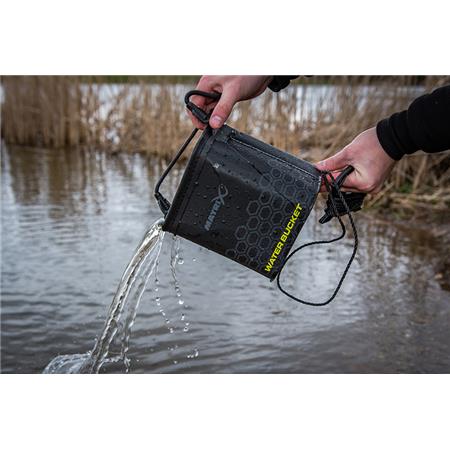 BALDE FOX MATRIX EVA WATER BUCKET