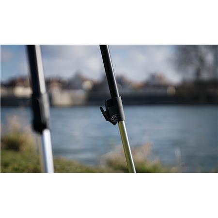 BANKSTICK FÜR DIE HALTERUNG EINES EIMERS ROK FISHING