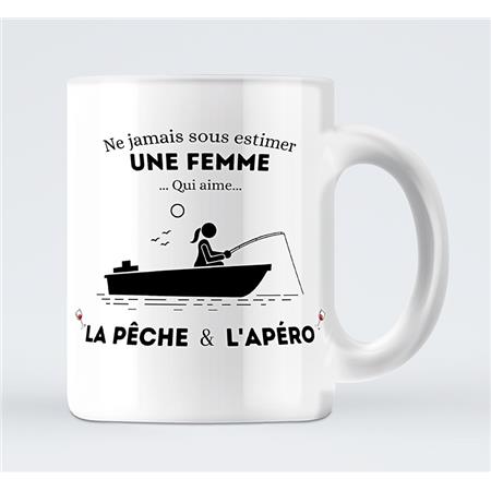 Becher Ne Jamais Sous-Estimer Une Femme Qui Aime La Pêche Et L’Apéro