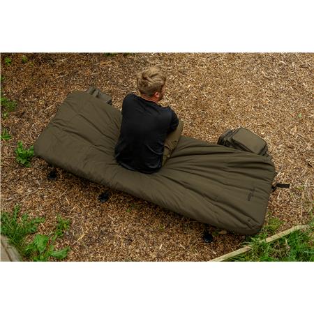 BEDCADEIRA AVID CARP REVOLVE SYSTEM