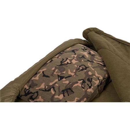 BEDCHAIR ΜΕ ΕΝΣΩΜΑΤΩΜΈΝΟ ΥΠΝΌΣΑΚΟ FOX FLATLINER X SYSTEM