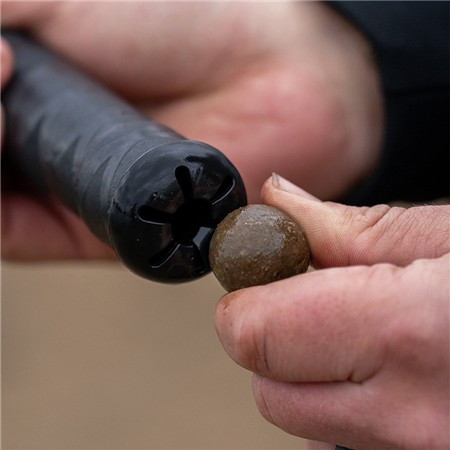 BOILIE-SCHLEUDER AVID CARP EXTREMITY THROWING STICK