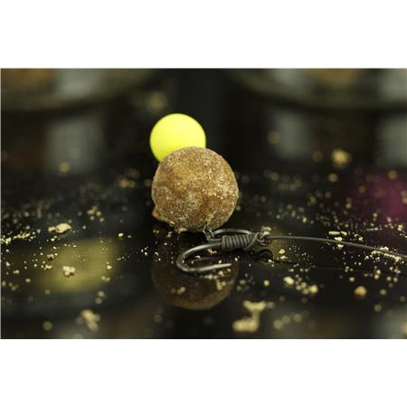BOILIES STICKY BAITS MANILLA ACTIVE TUFF ONES