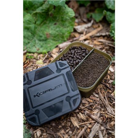 BOÎTE À APPÂTS KORUM DIVIDED BAIT TUB
