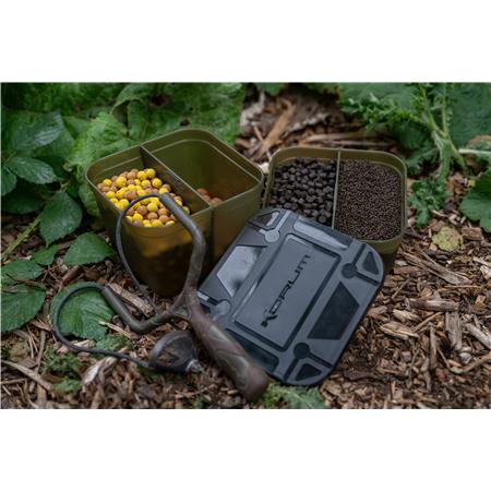 BOÎTE À APPÂTS KORUM DIVIDED BAIT TUB
