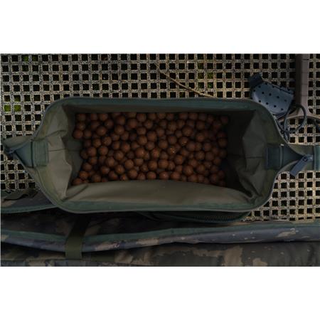 BOLSA DE CEBOS SOLAR WORLDWIDE BAIT 