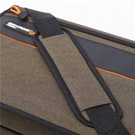 BOLSA DE TRANSPORTE CON CAJA SAVAGE GEAR FLIP RIG BAG AVEC BOITE