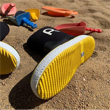 BOTAS JUNIOR - PRETO ROUCHETTE REGATE - NOIR