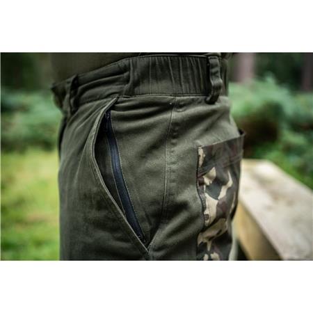 BROEK MAN - CAMO NASH ZERO TOLERANCE LOW KEY THERMAL COMBATS - CAMO