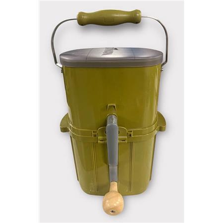 BROYEUR DE BOUILLETTES BOATMAN CRUSHER POUR BATEAU AMORCEUR