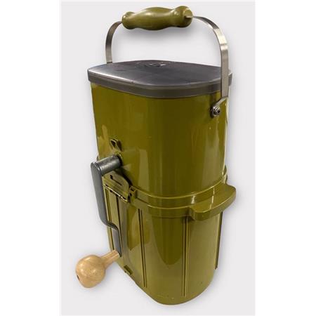 BROYEUR DE BOUILLETTES BOATMAN CRUSHER POUR BATEAU AMORCEUR