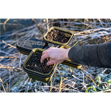 BUCKET HOLDER KORUM COMPACT BAIT WAITER SET