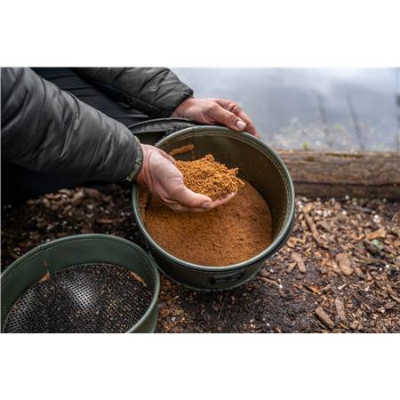 BUCKET KORUM EVA RIDDLE SET