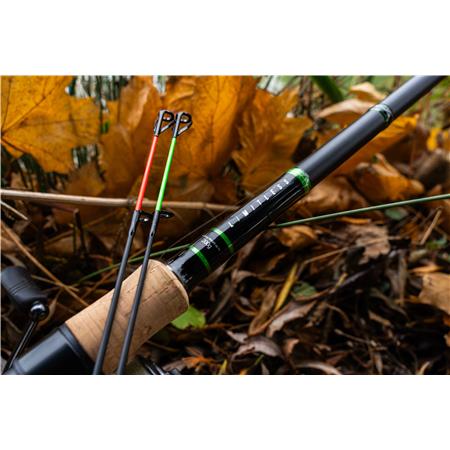 CANA DE FUNDO / GAIOLA DE ENGODO KORUM LIMITLESS FEEDER RODS