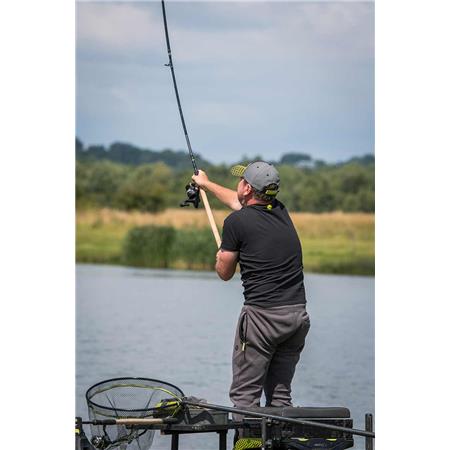 CANA DE FUNDO/ GAIOLA DE ISCO FOX MATRIX AQUOS ULTRA XD RODS