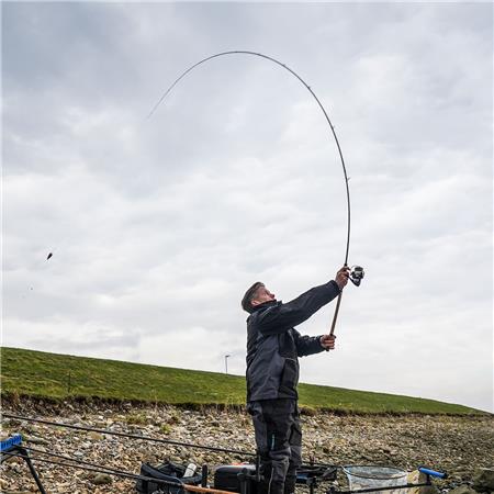 CANNE FEEDER CRESTA IDENTITY ZXT MEDIUM DISTANCE