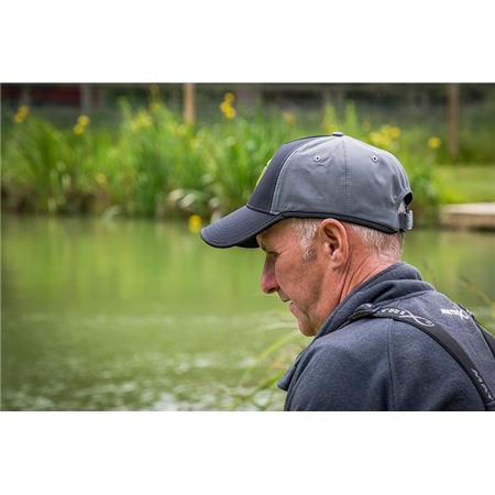 CAPPELLINO DA UOMO FOX MATRIX SUREFIT BASEBALL CAP - NERO