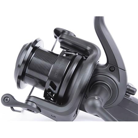 CARP REEL SONIK XTRACTOR BLACK