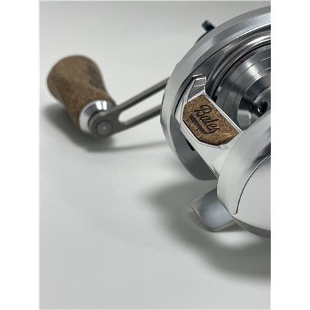 CARRETE DE CASTING BATES FISHING CO THE GOAT