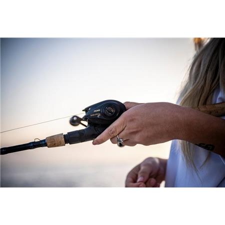 CARRETE DE PESCA CASTING PENN SQUALL LOW PROFILE