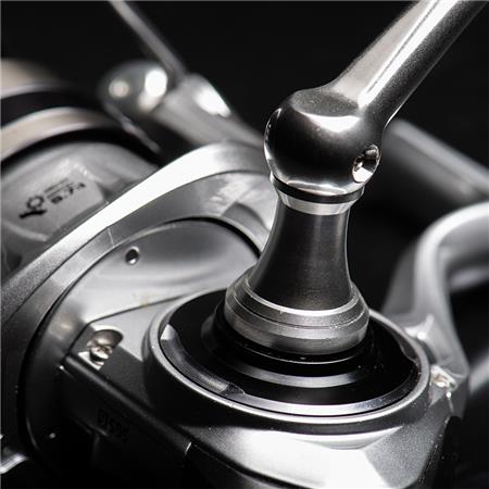 CARRETE SAVAGE GEAR SGS6