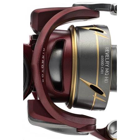 CARRETE SPINNING DAIWA REVELRY MQ HD 2021