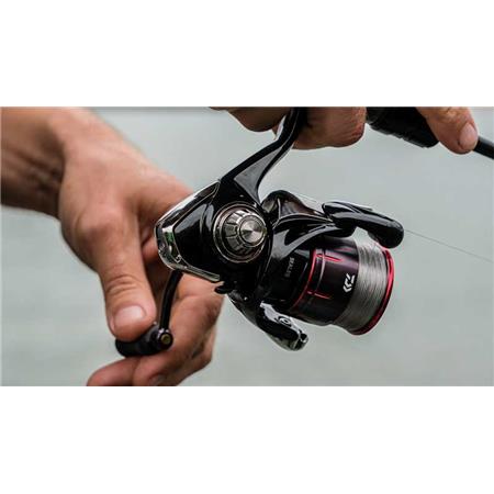 CARRETO SPINNING DAIWA FUEGO LT 2023