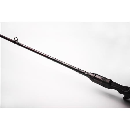 CASTING HENGEL SAVAGE GEAR ALPHA SG6 PELAGIC VERTICAL ROD