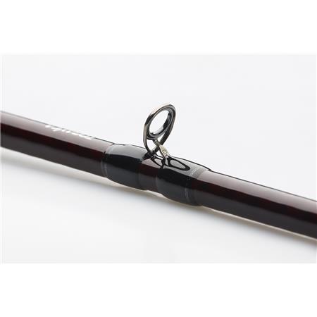 CASTING HENGEL SAVAGE GEAR REVENGE SG6 VERTICAL ROD