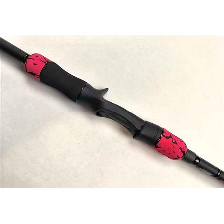 CASTINGHENGEL HEARTY RISE TROPHY PIKE BIG BAIT