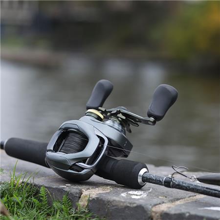 CASTINGROLLE SHIMANO CURADO DC