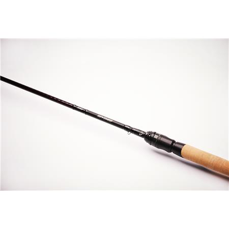 CASTINGSTANG SAVAGE GEAR REVENGE SG6 FAST SHAD ROD