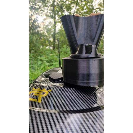 DISTRIBUIDOR DE ISCAS P/ BARCO ENGODOUR CARP ROYAL HURRICANE