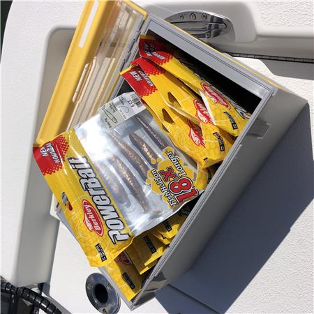 DOOS PLANO EDGE SOFT PLASTICS AND UTILITY BOX