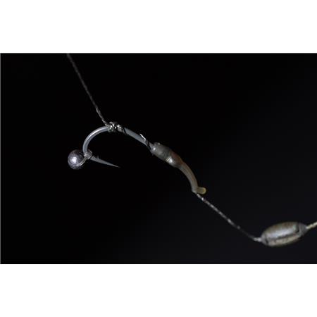 ELASTIC POLE POSITION SHOT ON THE HOOK HOLDER